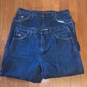 Wrangler Relaxed fit FR jeans 36x34 lot of 2